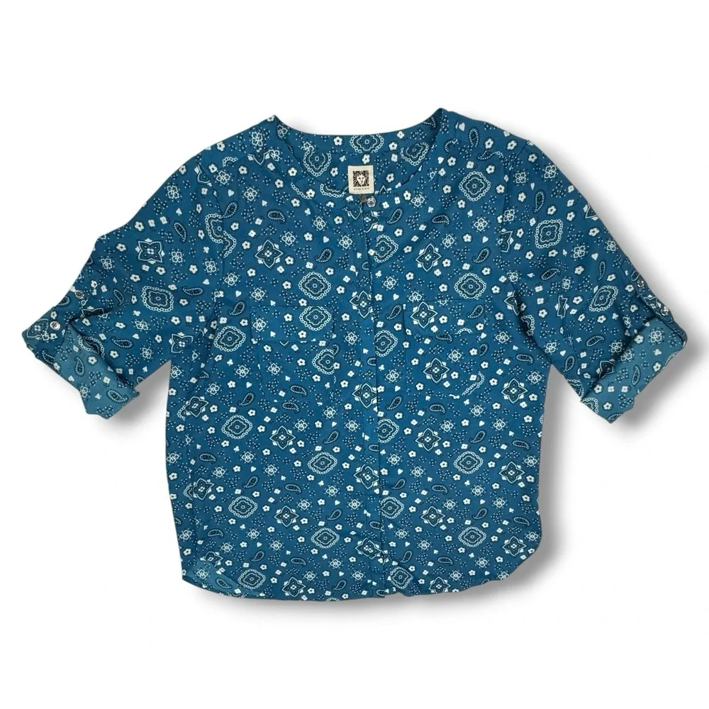 Anne Klein Bandana Paisley Floral Blouse Button Up Top Sz 10 Fiji Blue Roll Tab
